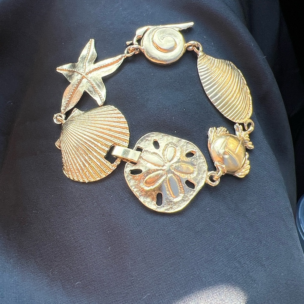 14K GS  -Ocean Life Bracelet